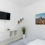 Apartment Sunny Palace *