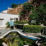 Sunny Palace *